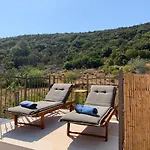 Nyaraló Beyla *