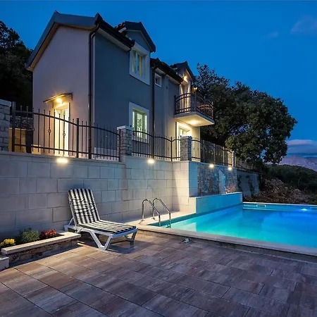 Сasa de vacaciones Beyla Pucisca