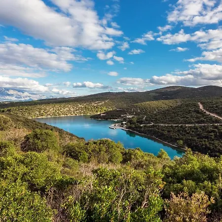 Beyla Сasa de vacaciones Pucisca